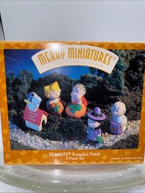 Hallmark Merry Miniatures Peanuts 1996 Charlie Brown Lucy Linus Sally Snoopy 5pc